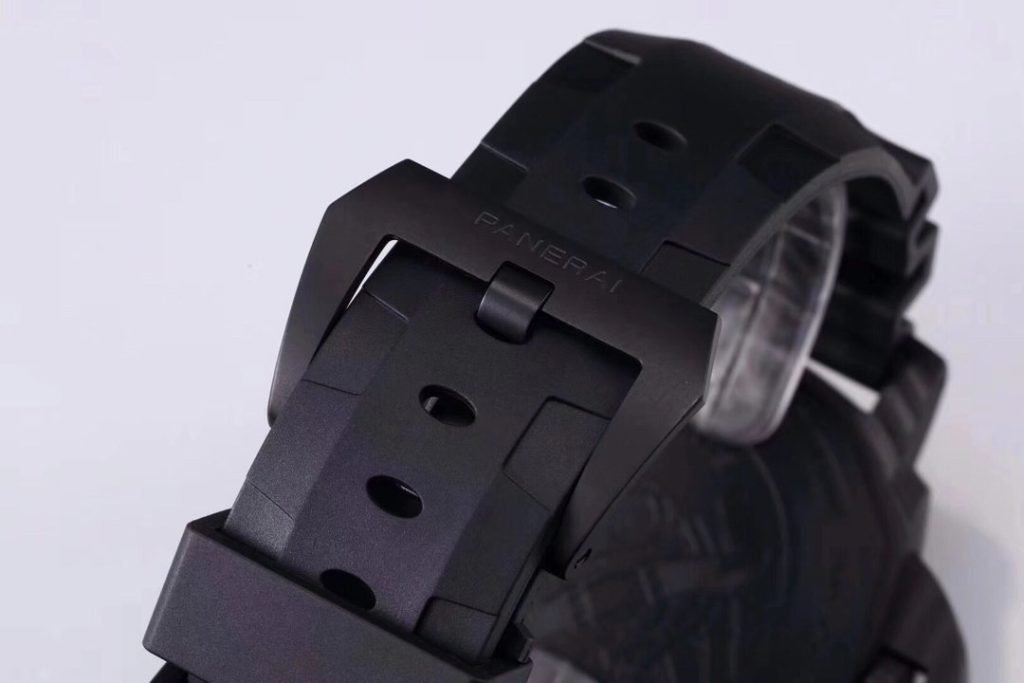 Panerai Order 2019 Geneva Panerai PAM979NEW Carbon Fiber Dial