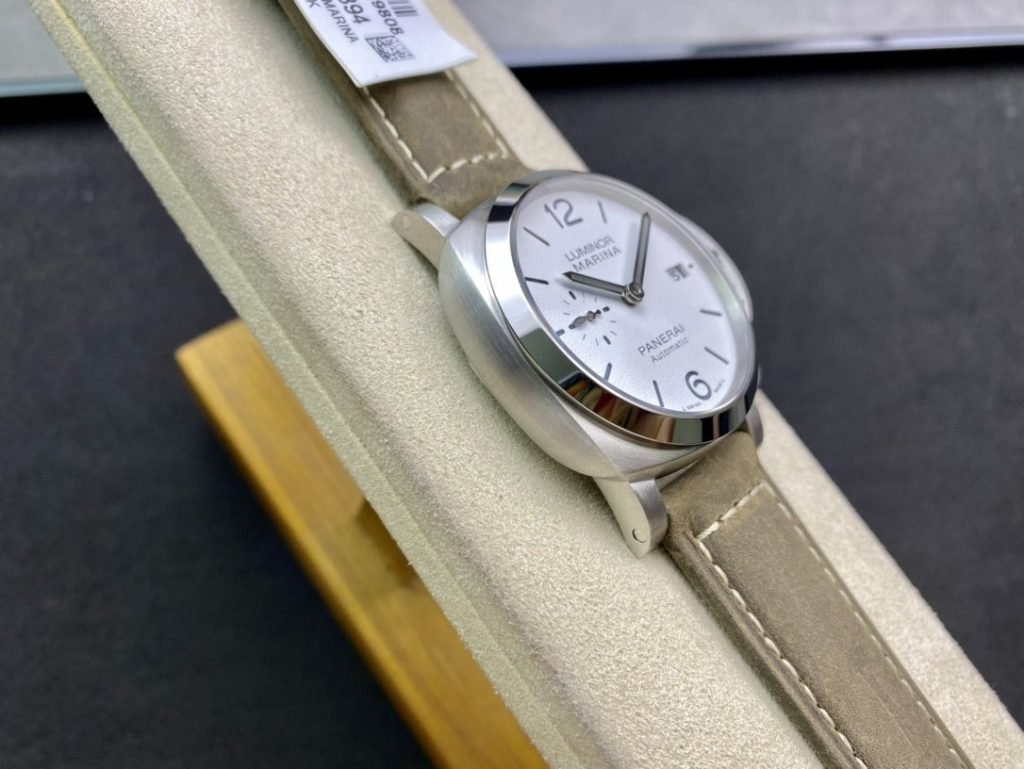 Panerai Single Counter Panerai Prince Charming 42MM PAM 1394