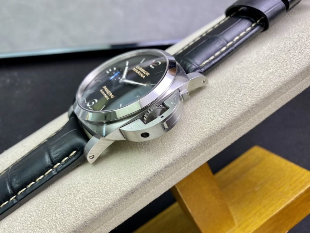 Panerai PAM1312 Size 44MM Equipped