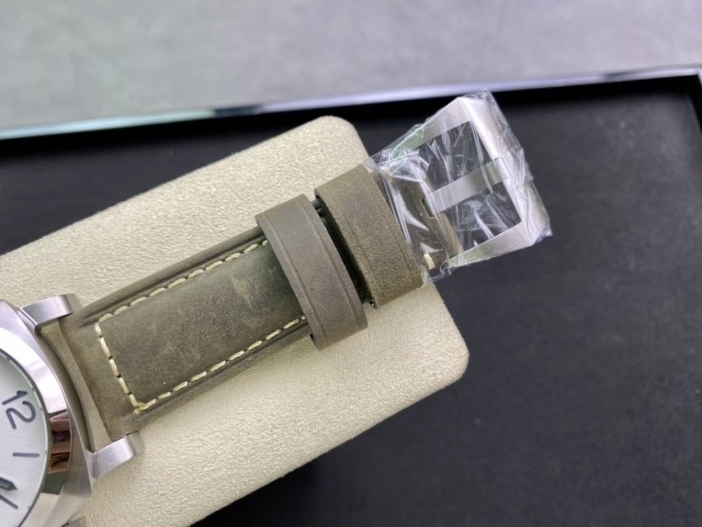 Panerai PAM1314 Size 44MM Equipped
