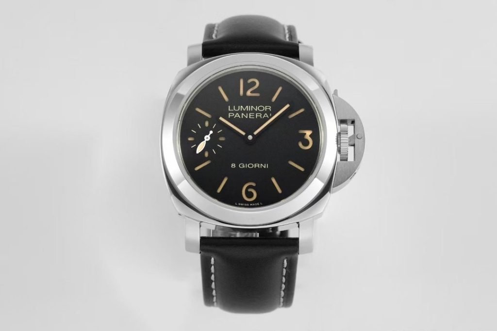 Panerai THE Luminor Panerai Watch PAM915 IS Equipped