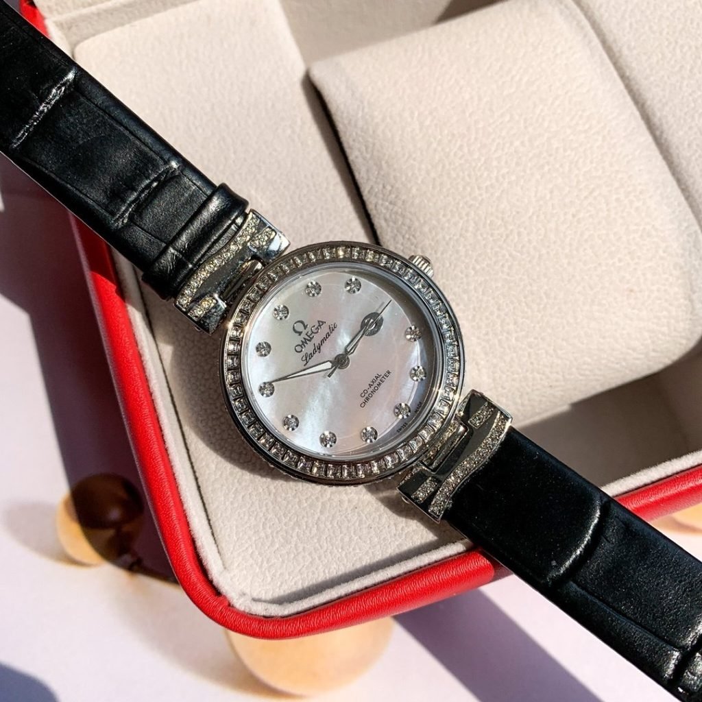OMEGA Style THE Case OF Oujiadiefei IS Made OF