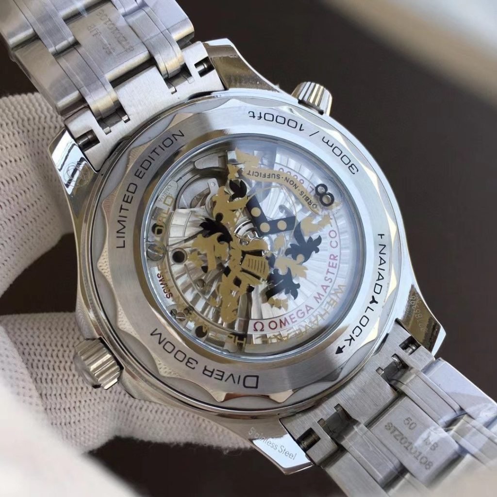 OMEGA VS Products AT THE Store 300METER Diving Watch