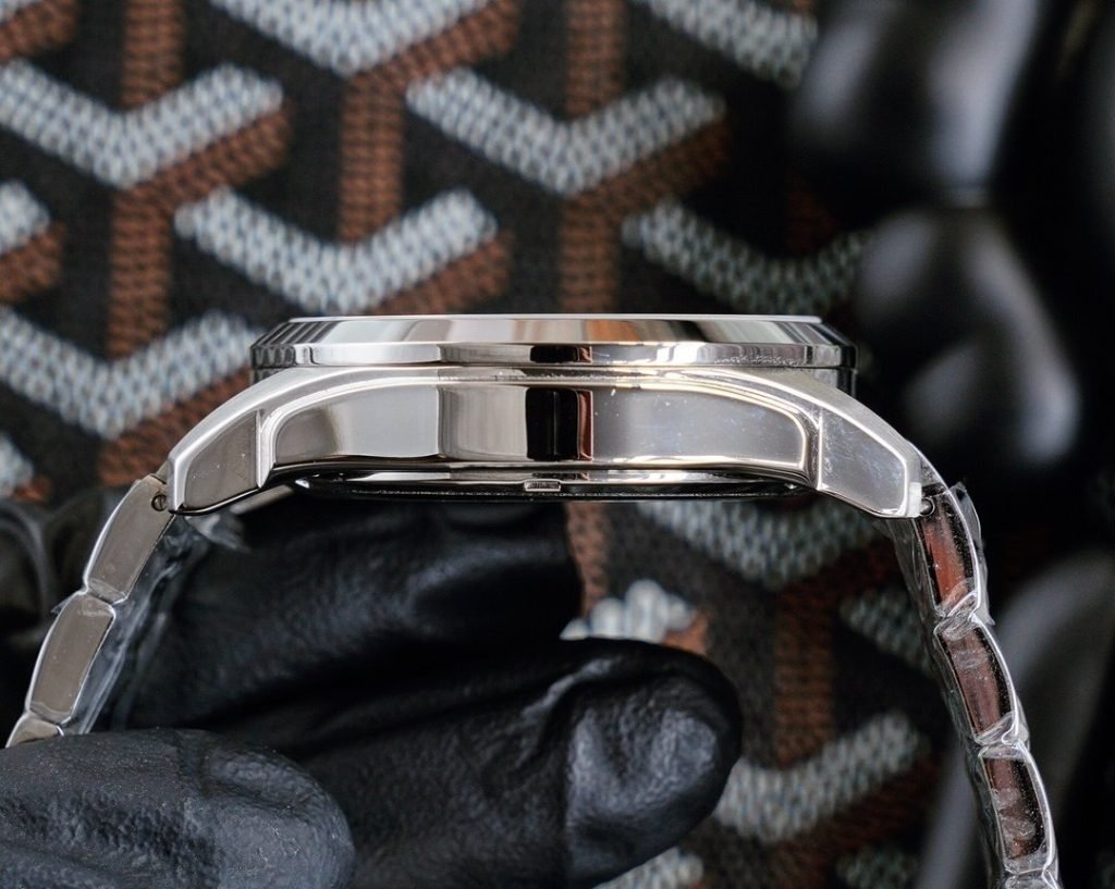 OMEGA Replica OF THE Strongest Butterfly Watch IN History