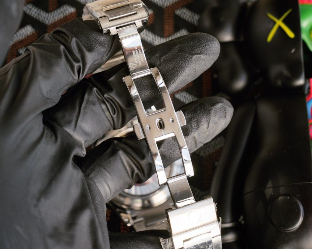 OMEGA Seahorse 300 Ultimate Coaxial Spectre 007 Watch This