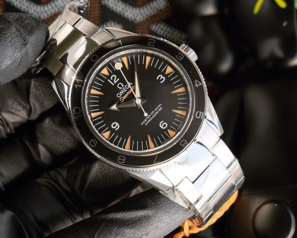 OMEGA Seahorse 300 Ultimate Coaxial Spectre 007 Watch This