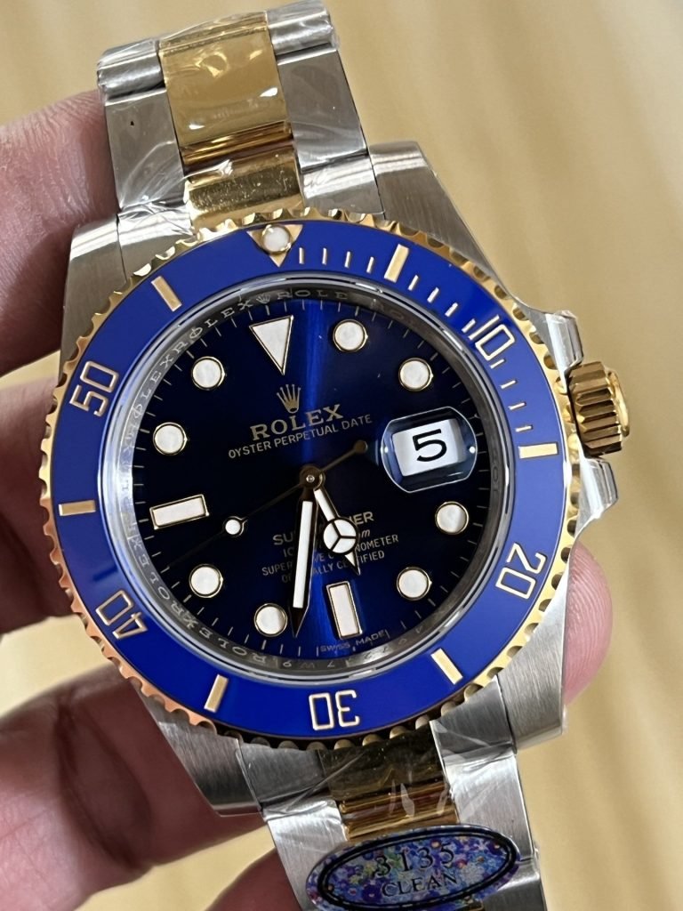 Rolex Shot OF C40 Golden Blue