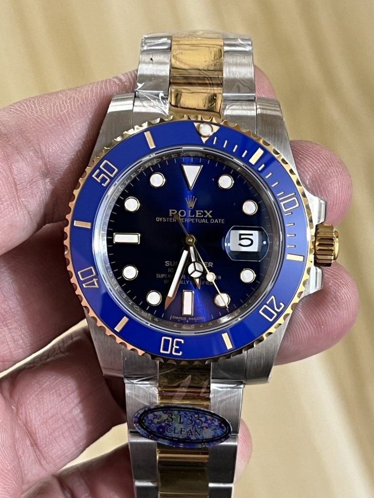 Rolex Shot OF C40 Golden Blue