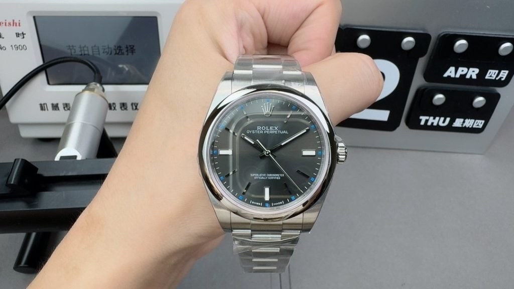 Rolex EW Constant 39M