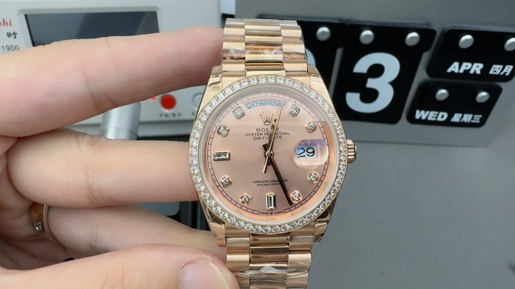 Rolex EW LOG Champagne Diamond Ring
