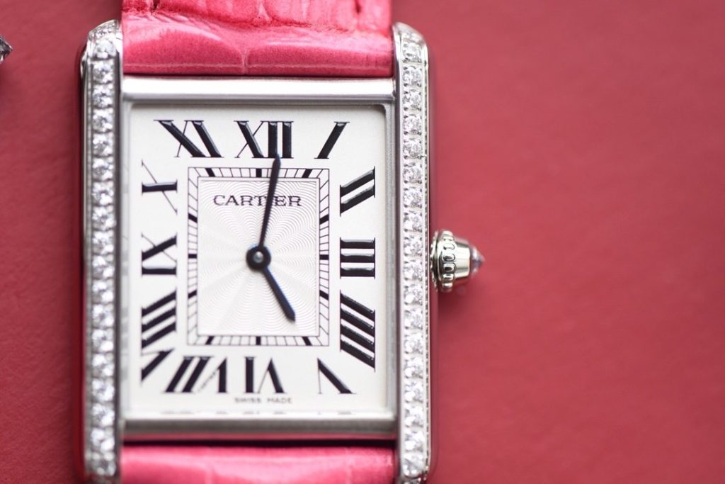 Cartier Specials Hurry UP AND Grab IT Color Louis