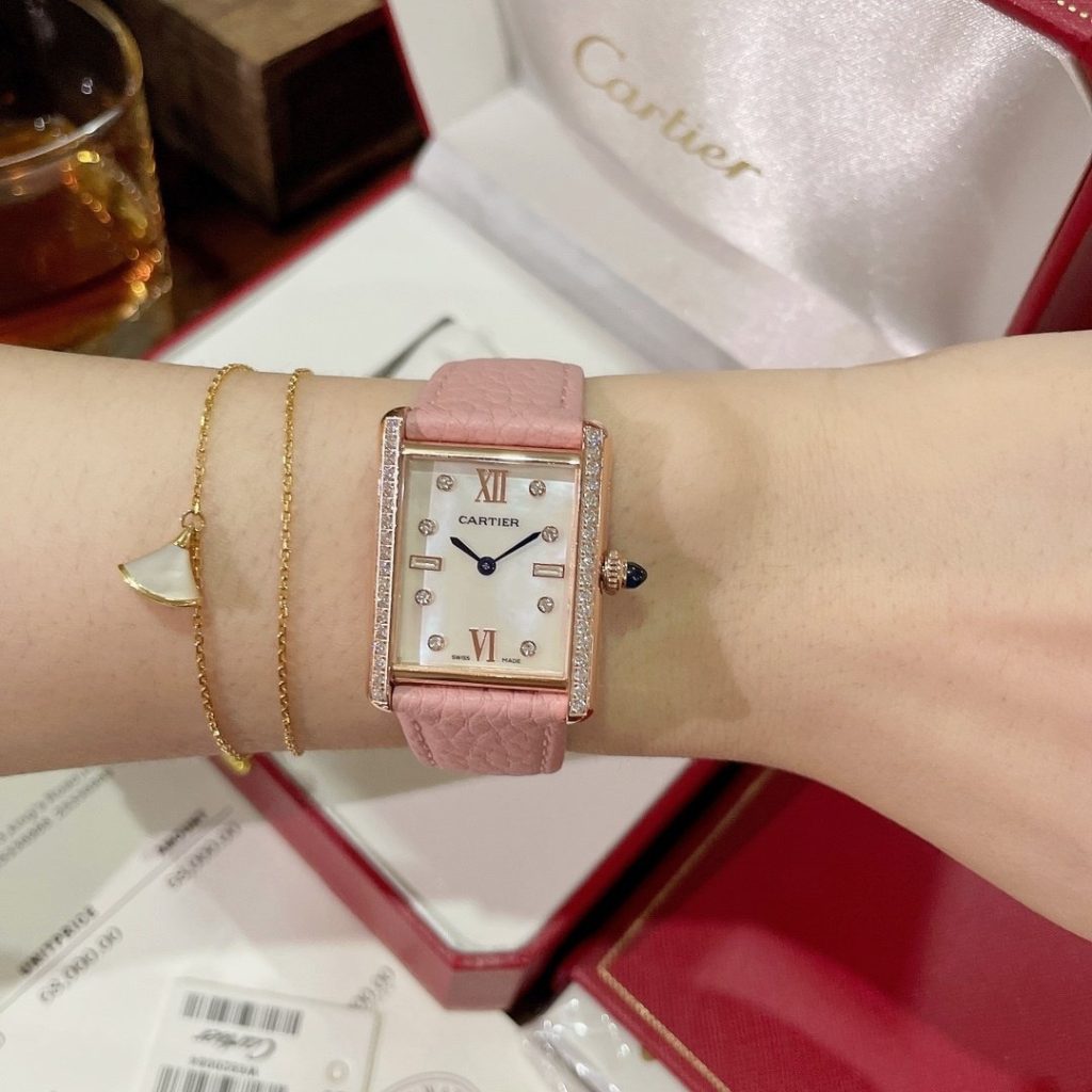 Cartier Shot OF Cartier Tank Solo Square Watch THE