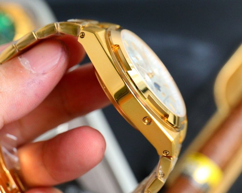 Vacheron Constantin THE Modified OF THE 4300V120RB642 Perpetual Calendar IS