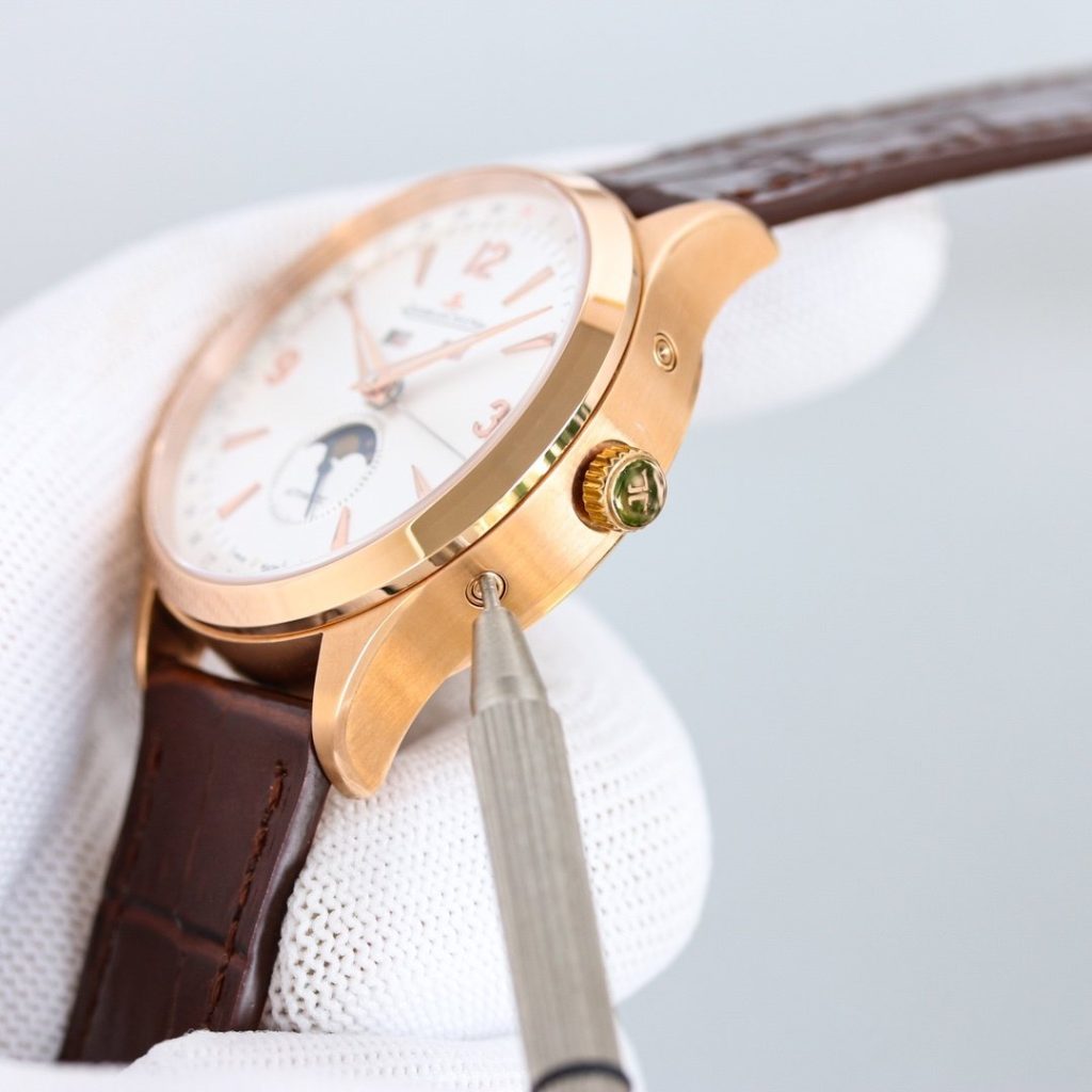 JaegerLeCoultre Launched Master Calendar Watches Hired Watchmakers TO