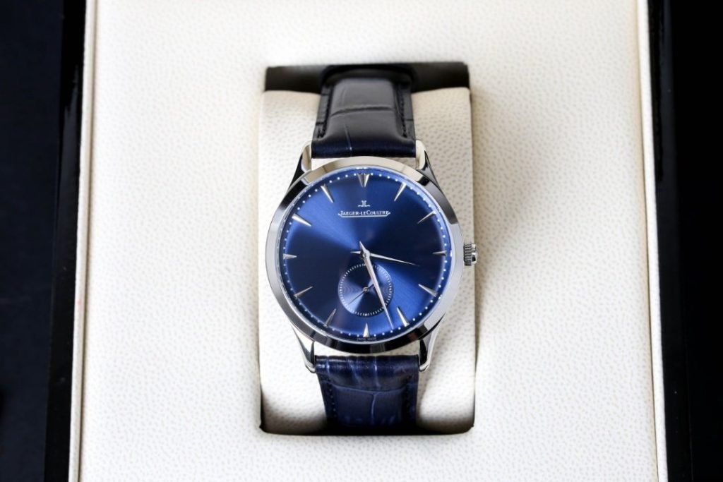 JaegerLeCoultre Geophysics Feature Dual Time Zone Universal Time Circle