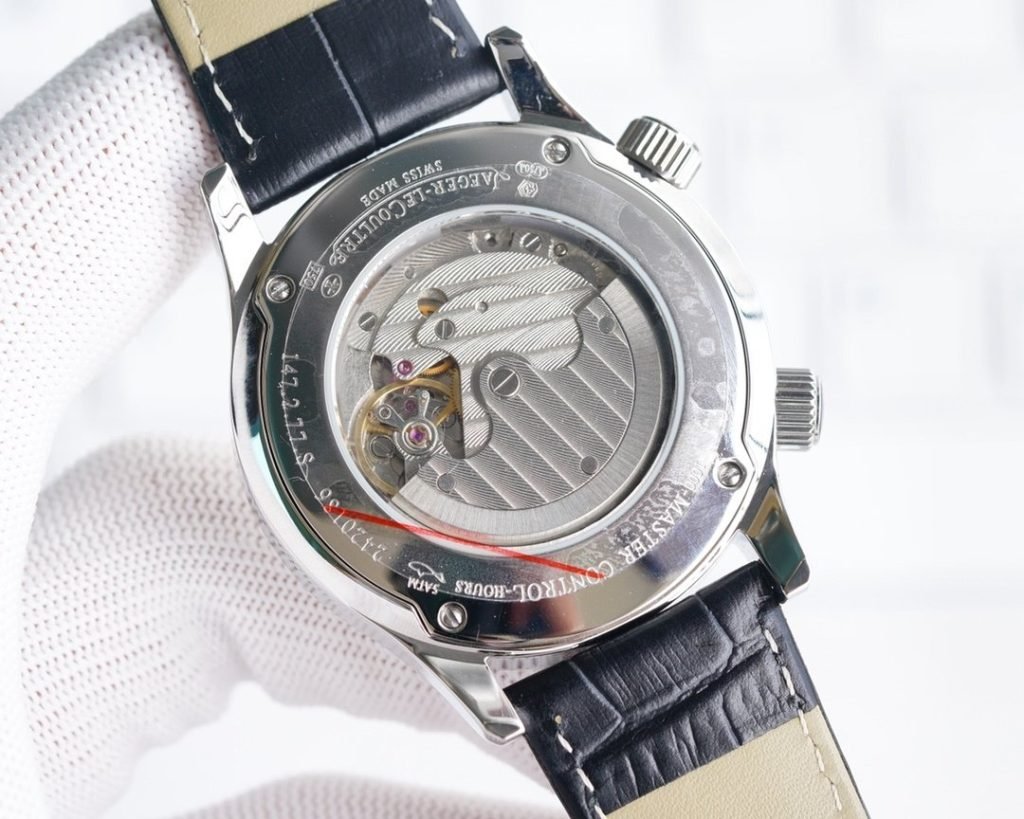 JaegerLeCoultre White 0GOLD L Jaegerlecoultre Mens Watch Multifunctional Design