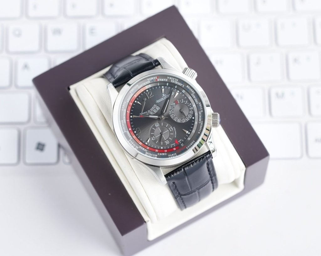 JaegerLeCoultre White 0GOLD L Jaegerlecoultre Mens Watch Multifunctional Design