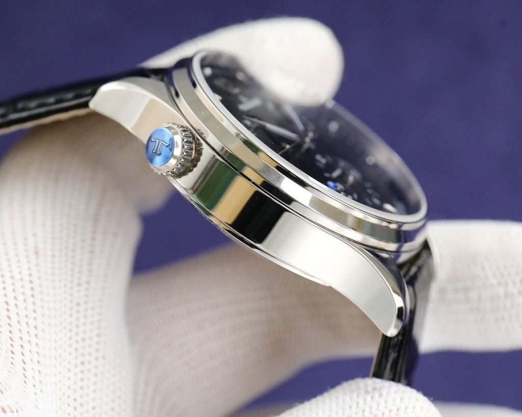 JaegerLeCoultre Rose Rose Free Trade Port Dutyfree Watch THE