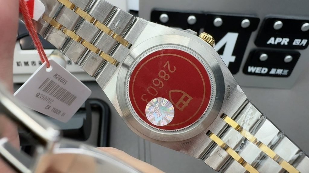 Tudor V7 Royal