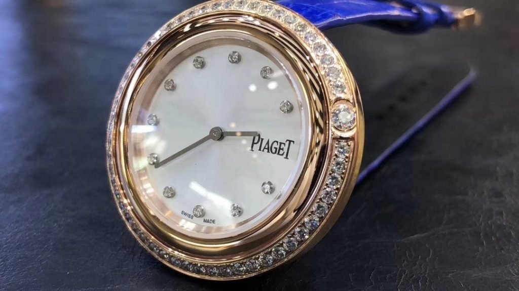 Piaget Count Possession Yang MI Endorses THE Same 34MM