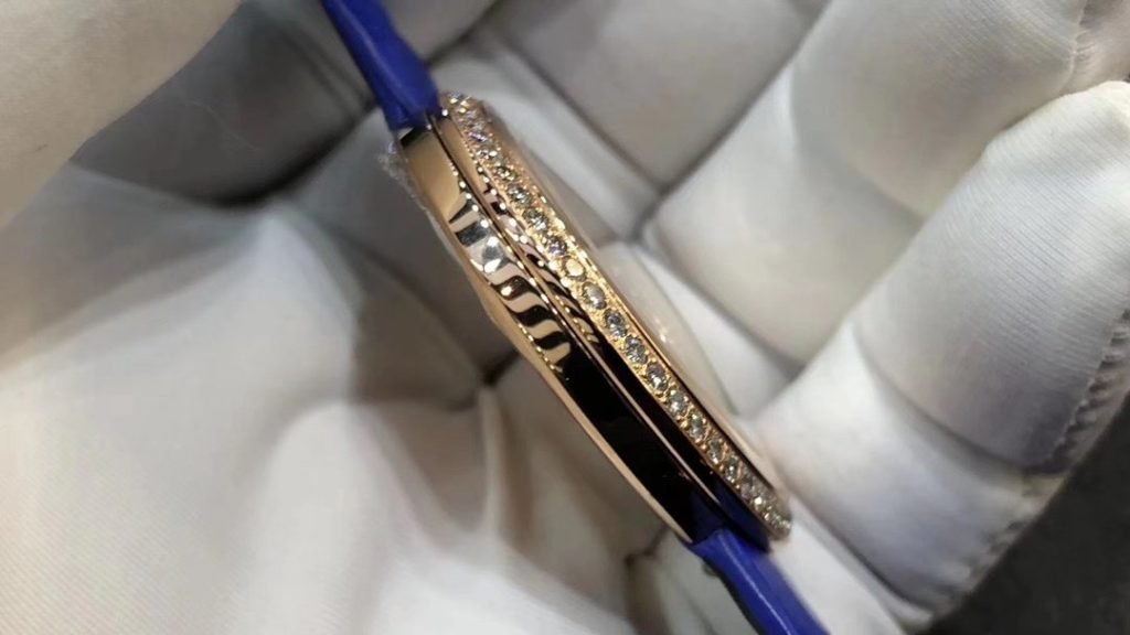 Piaget Count Possession Yang MI Endorses THE Same 34MM