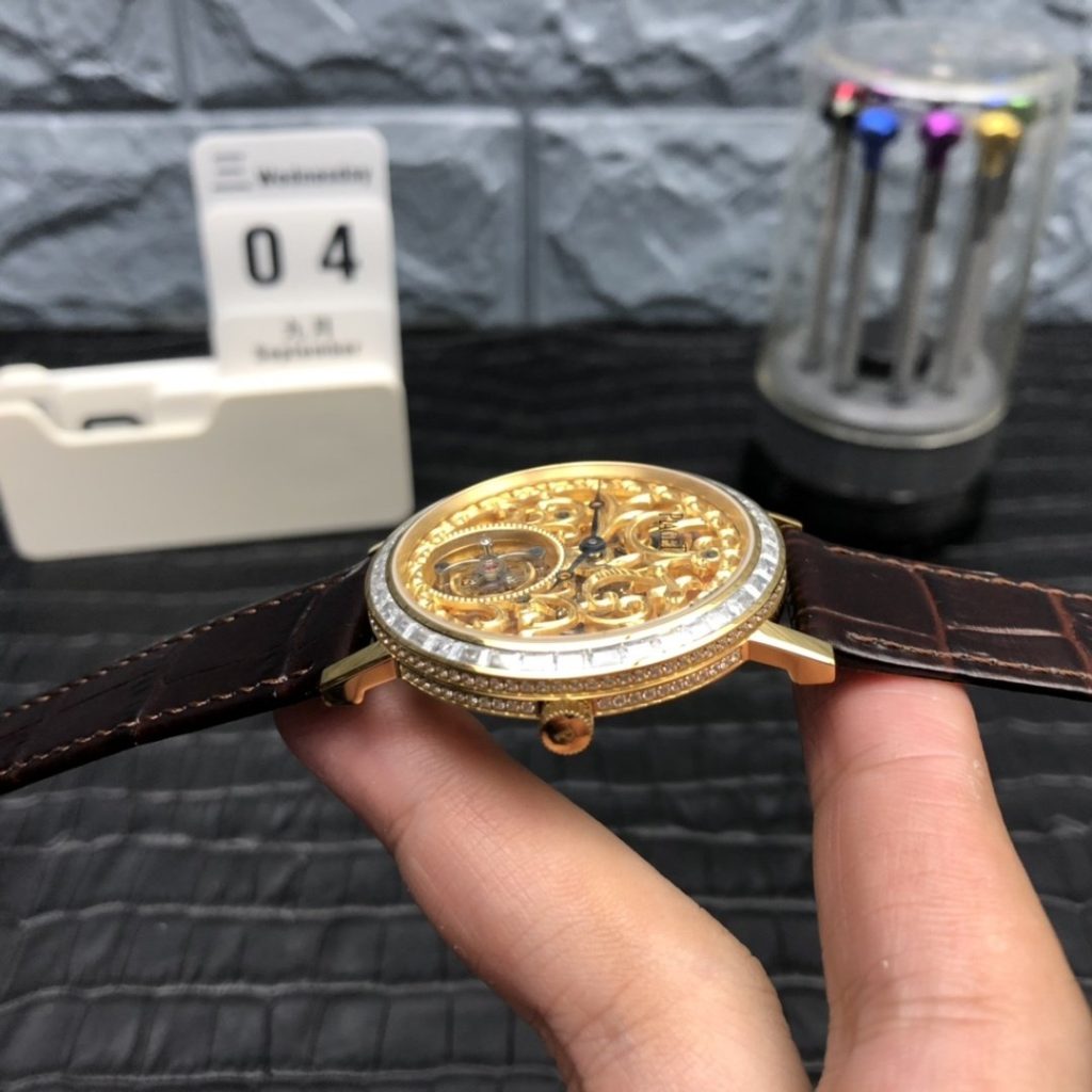 Piaget BBR Earl Tourbillon Gold Shipment Shot