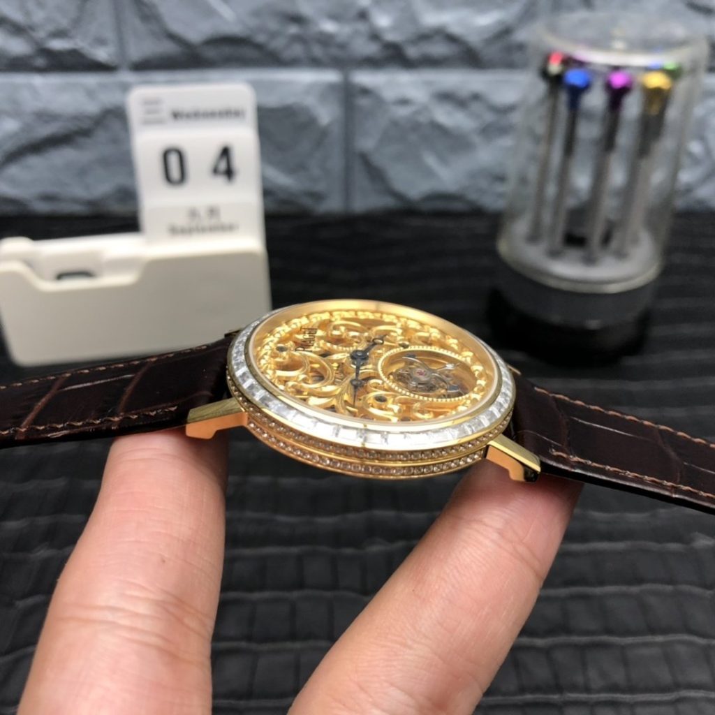Piaget BBR Earl Tourbillon Gold Shipment Shot