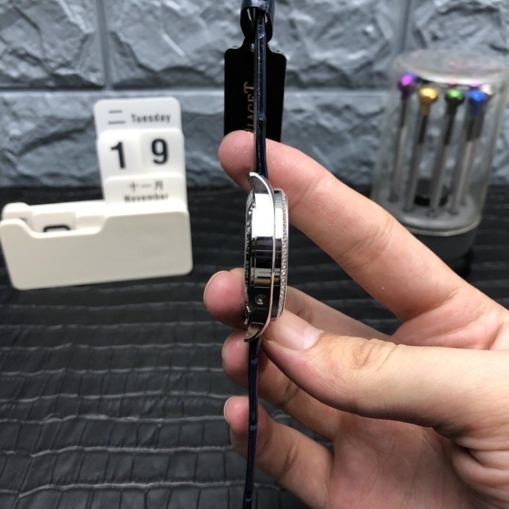 Piaget Earl Black Belt White Moon Phase Girl Shipment