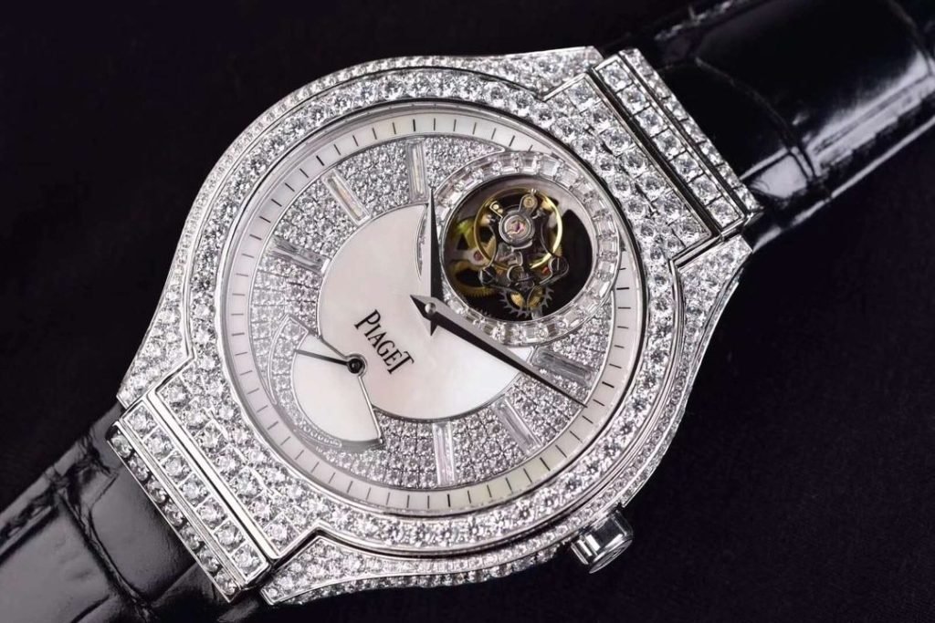 Piaget True Flywheel Once Again Breaking Through THE Technical