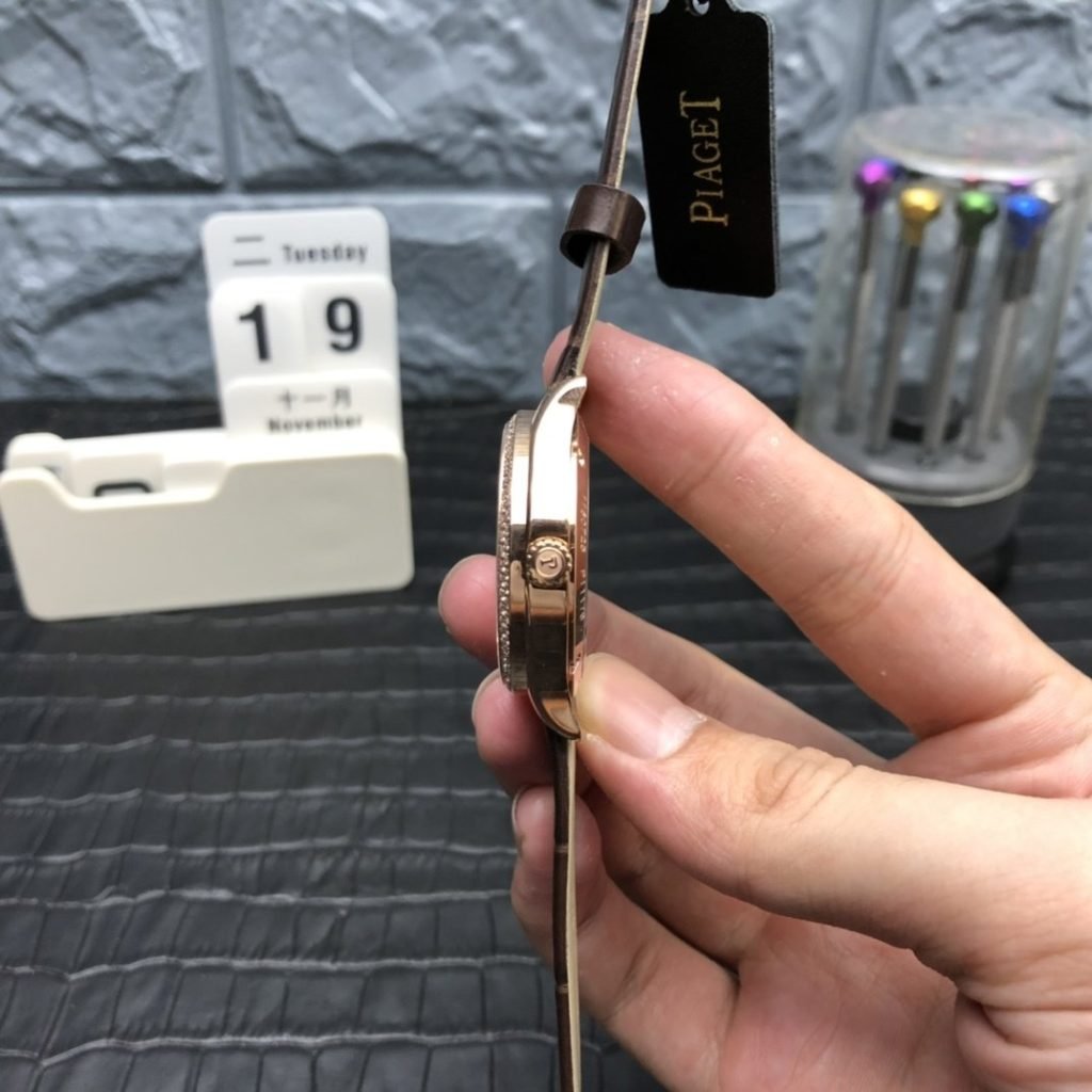Piaget Earl Black Belt Gold Moon Phase Girl Shipment