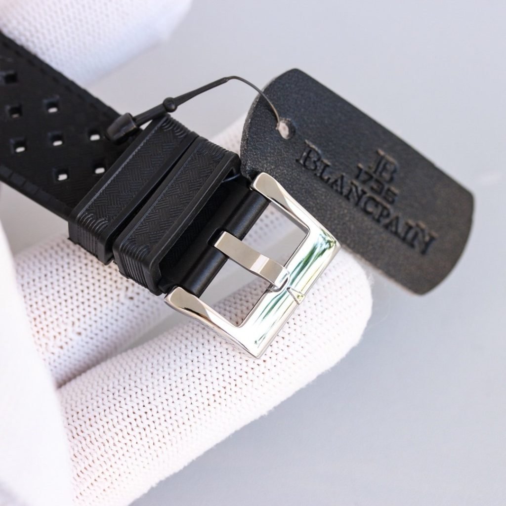 BLANCPAIN TW Blancpain Fifty Fathoms Barracuda Watch 1 IS