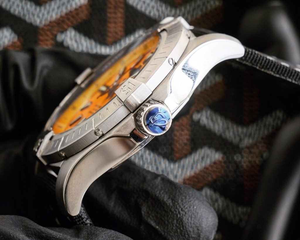 Breitling Avenger Fully Automatic Mechanical 4313MM Arch Bridge Tempered