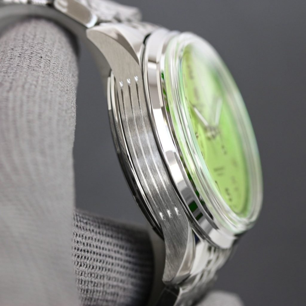 Breitling THE THE Centennial Ling B01 Chronograph Folding Buckle