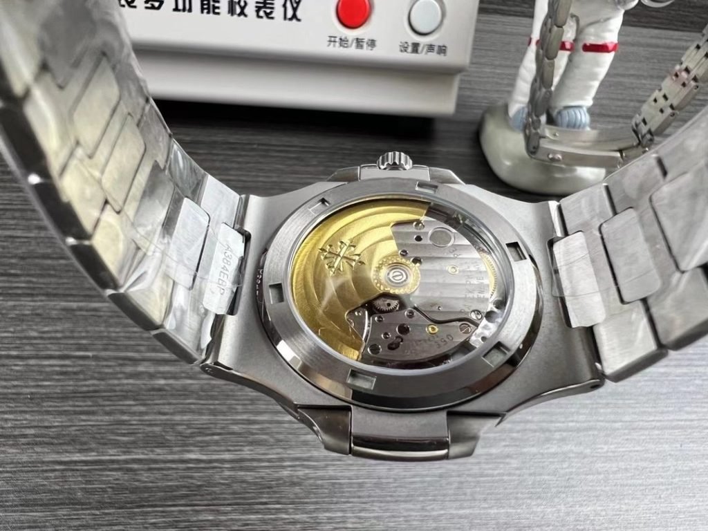 Patek Philippe 3K Patek Philippe Nautilus 5711 Ultra Thin 324