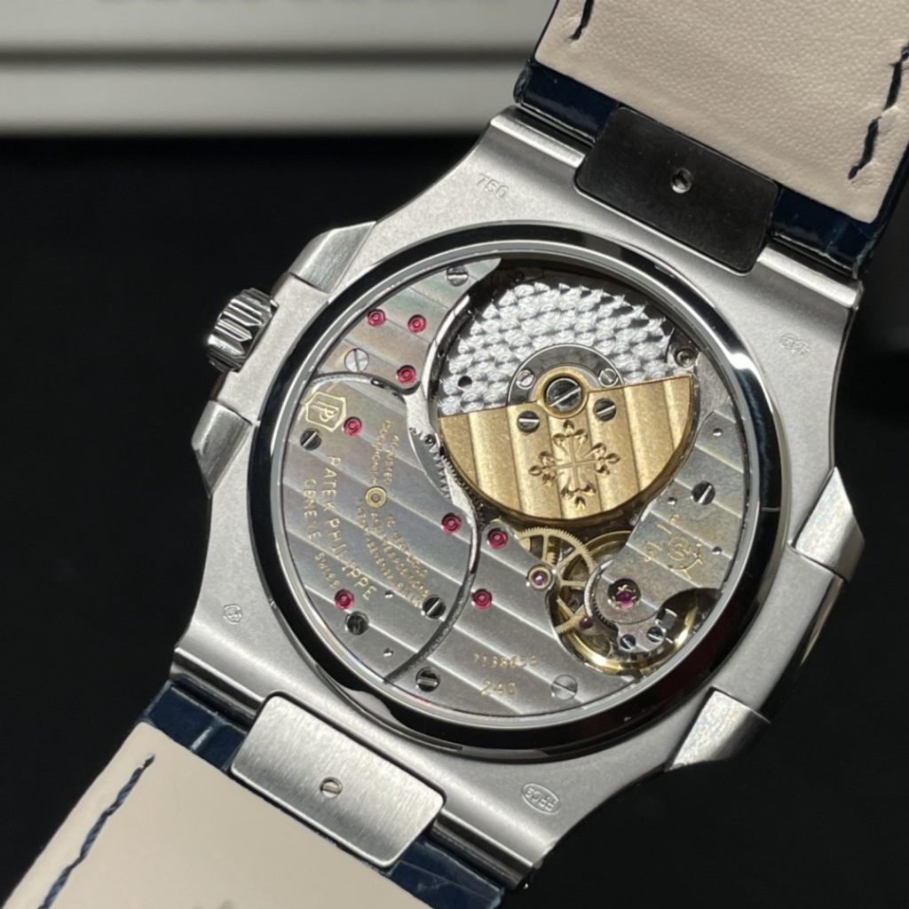 Patek Philippe GR Patek Philippe 5712 President T Square Diamond