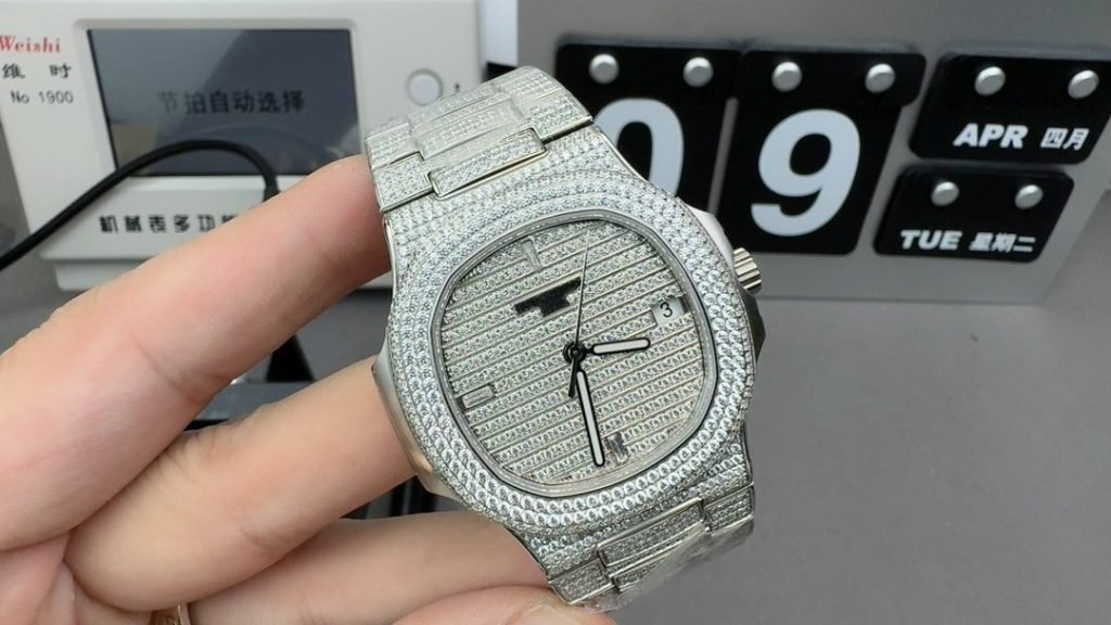 Patek Philippe Nautilus Full OF Diamonds
