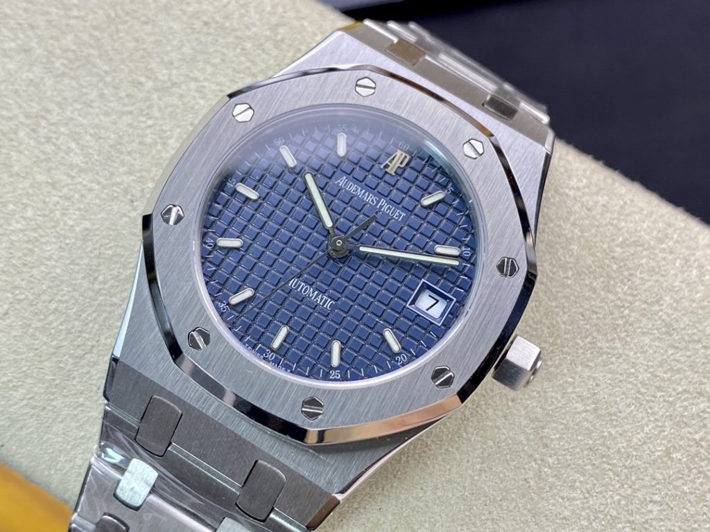 AP THE Order IS A Audemars Piguet Royal OAK