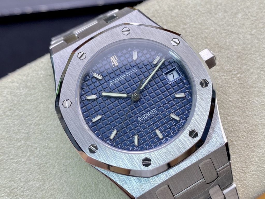 AP THE Order IS A Audemars Piguet Royal OAK