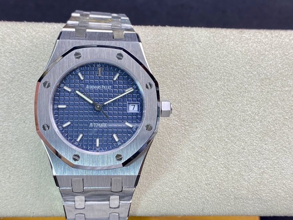 AP THE Order IS A Audemars Piguet Royal OAK