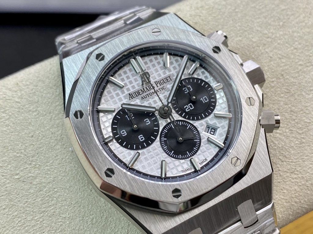 AP THE Order IS A Audemars Piguet Royal OAK