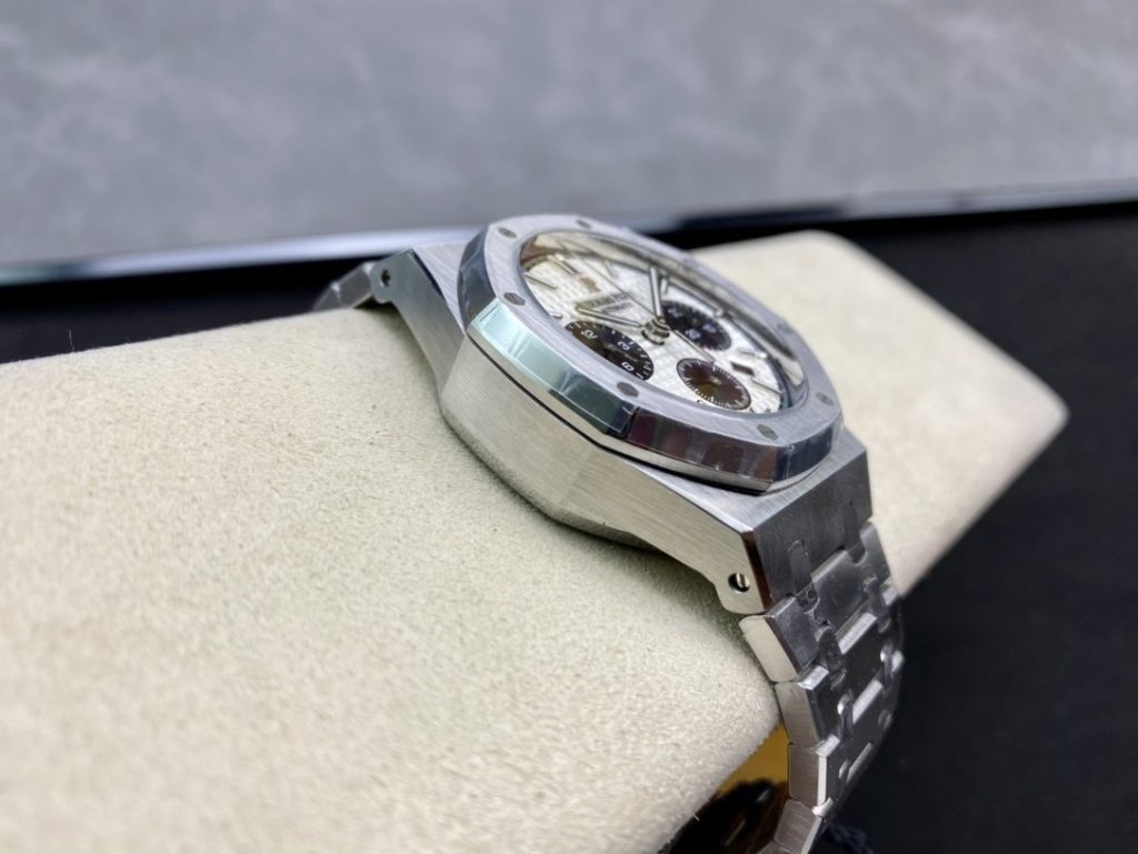 AP THE Order IS A Audemars Piguet Royal OAK