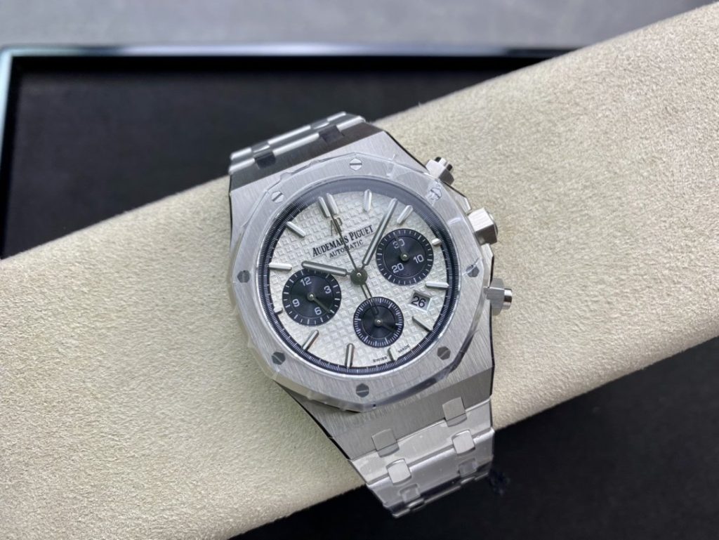 AP THE Order IS A Audemars Piguet Royal OAK