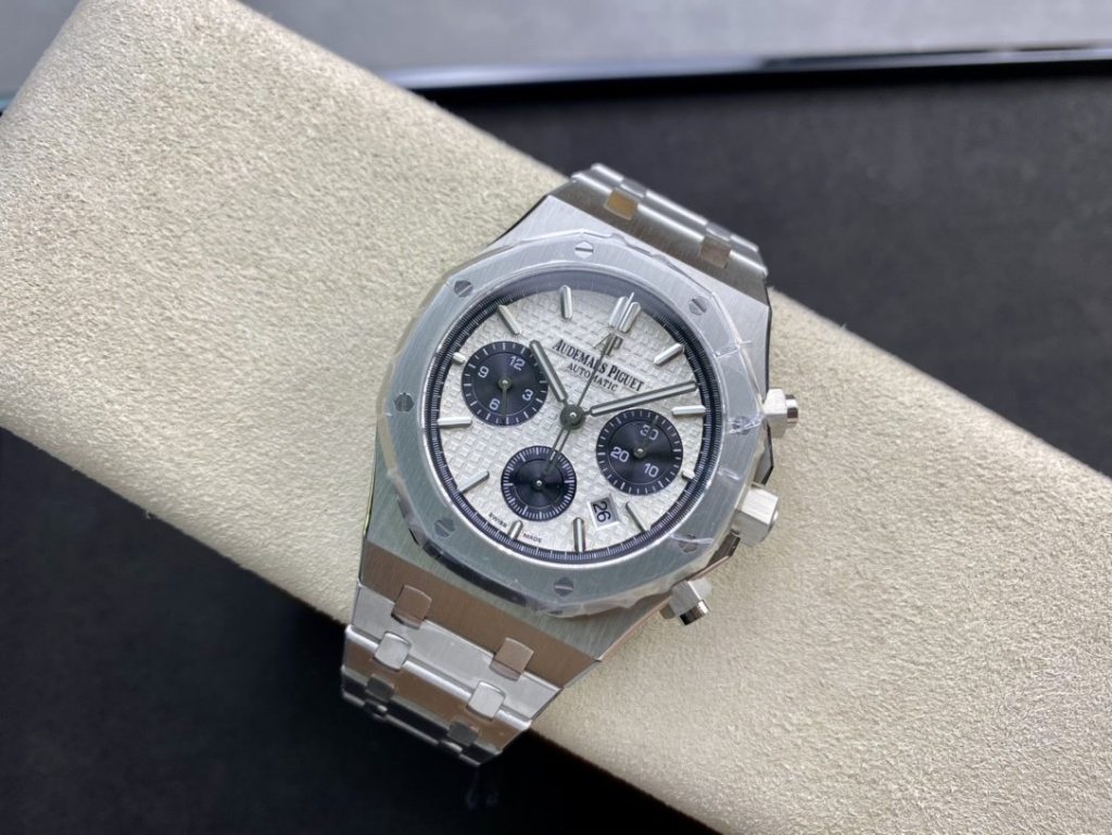 AP THE Order IS A Audemars Piguet Royal OAK