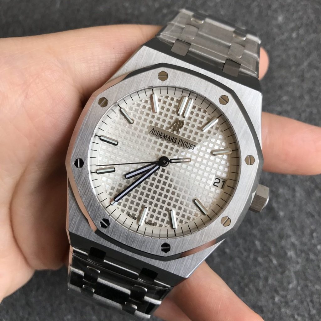 AP THE Order IS A Audemars Piguet Royal OAK