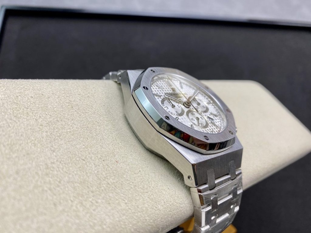 AP THE Order IS A Audemars Piguet Royal OAK