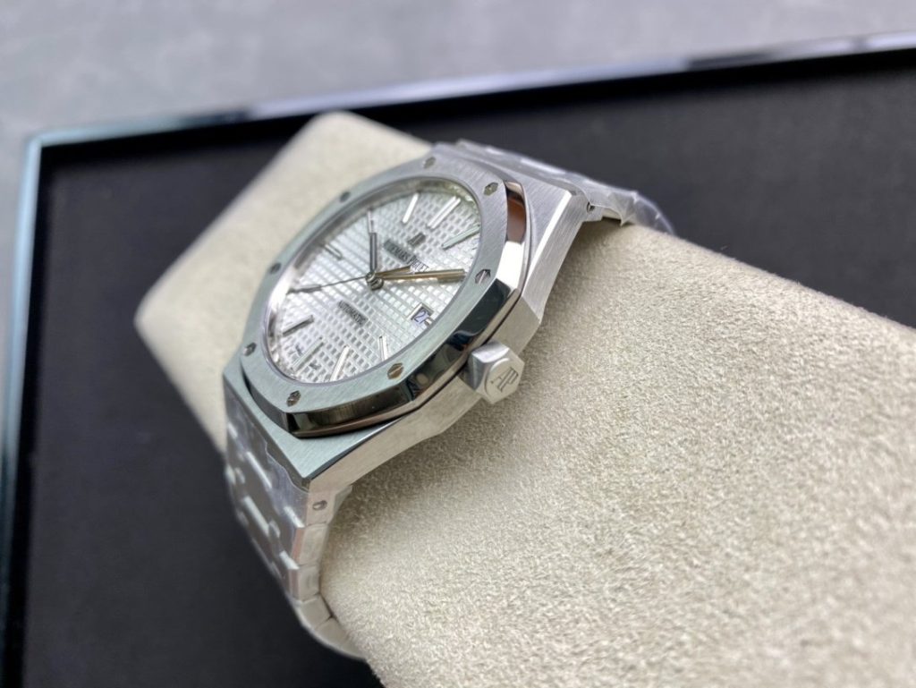 AP THE Order IS A Audemars Piguet Royal OAK