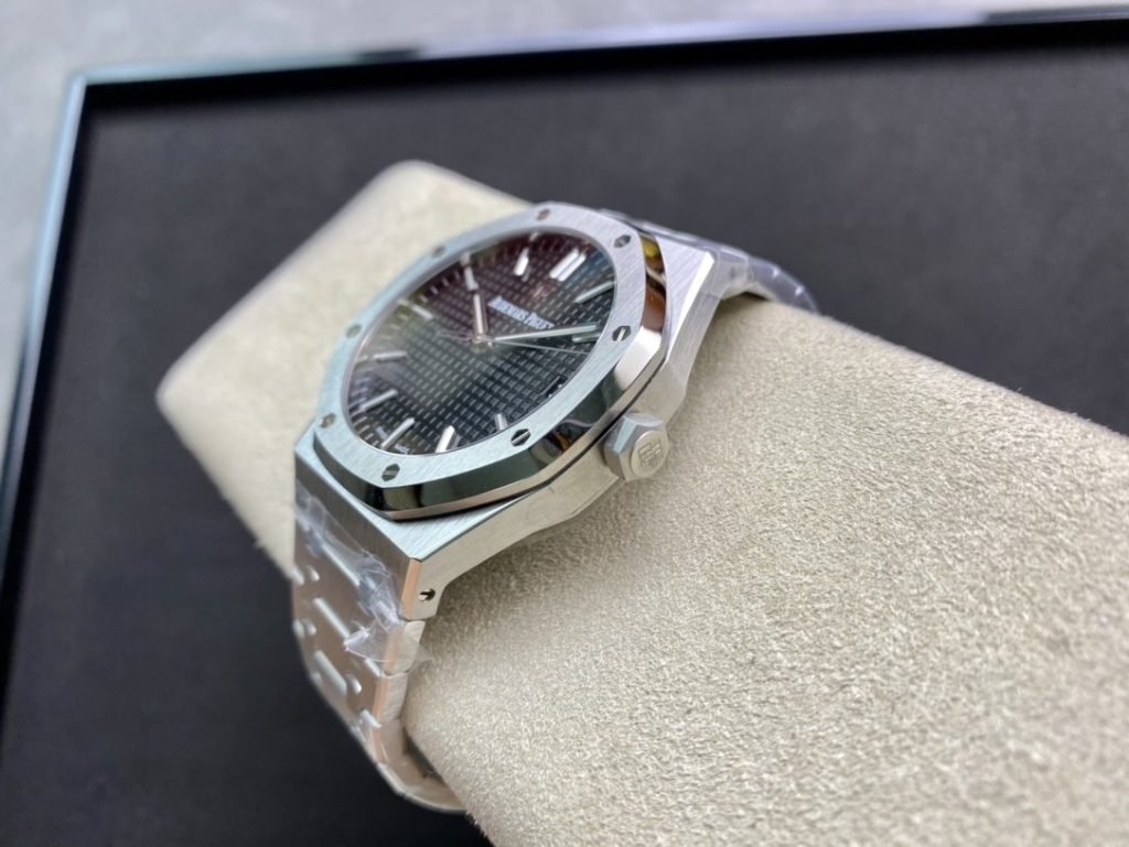 AP THE Order IS A Audemars Piguet Royal OAK