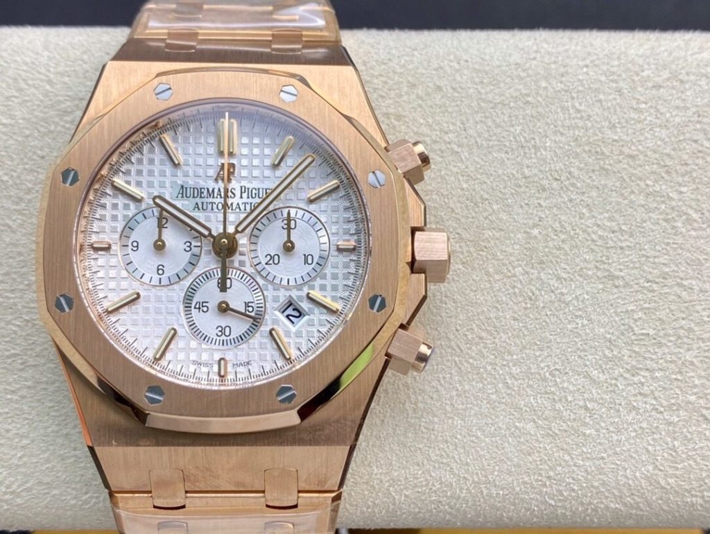 AP THE Audemars Piguet Royal OAK Mechanical Mens Watch