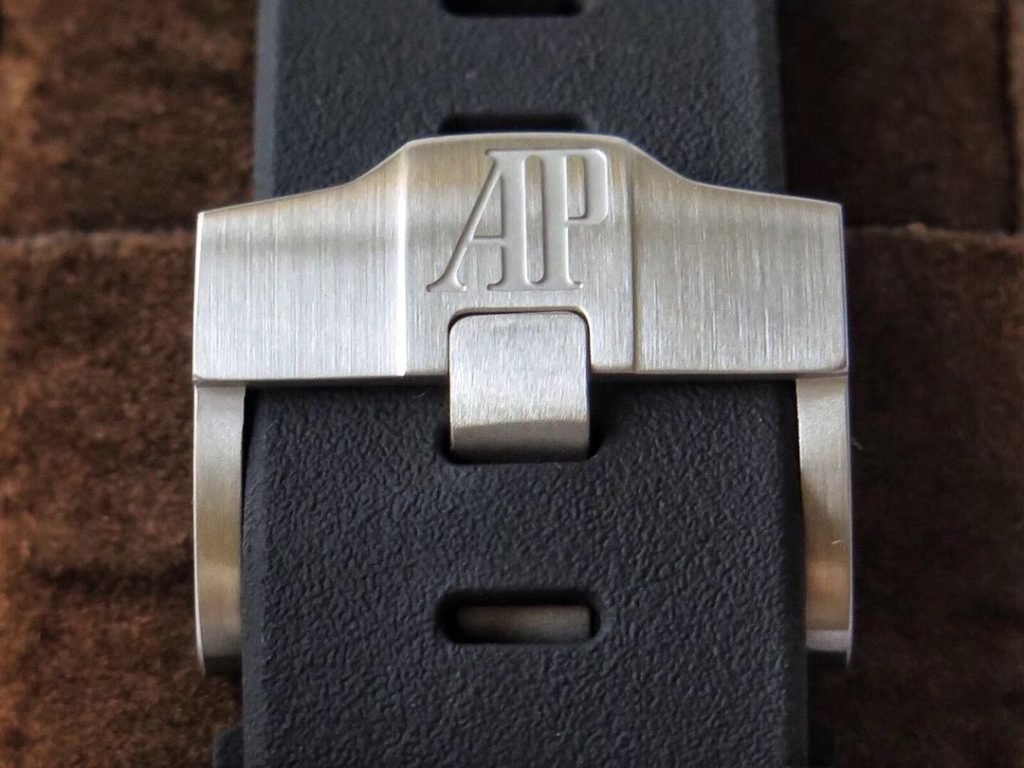 AP THE Order IS THE Most MAN Mens Watch