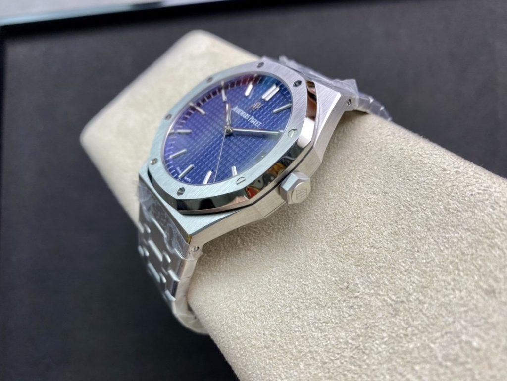 AP THE Order IS A Audemars Piguet Royal OAK